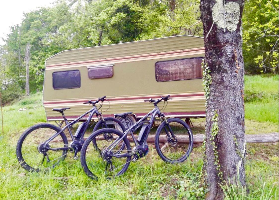 Parisalla Rural Hub Hotel Pignona Luaran gambar